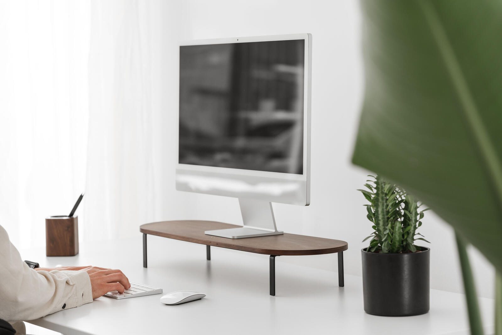 WOODCESSORIES Monitorständer Single Walnuss WOODCESSORIES Monitorständer Single Walnuss